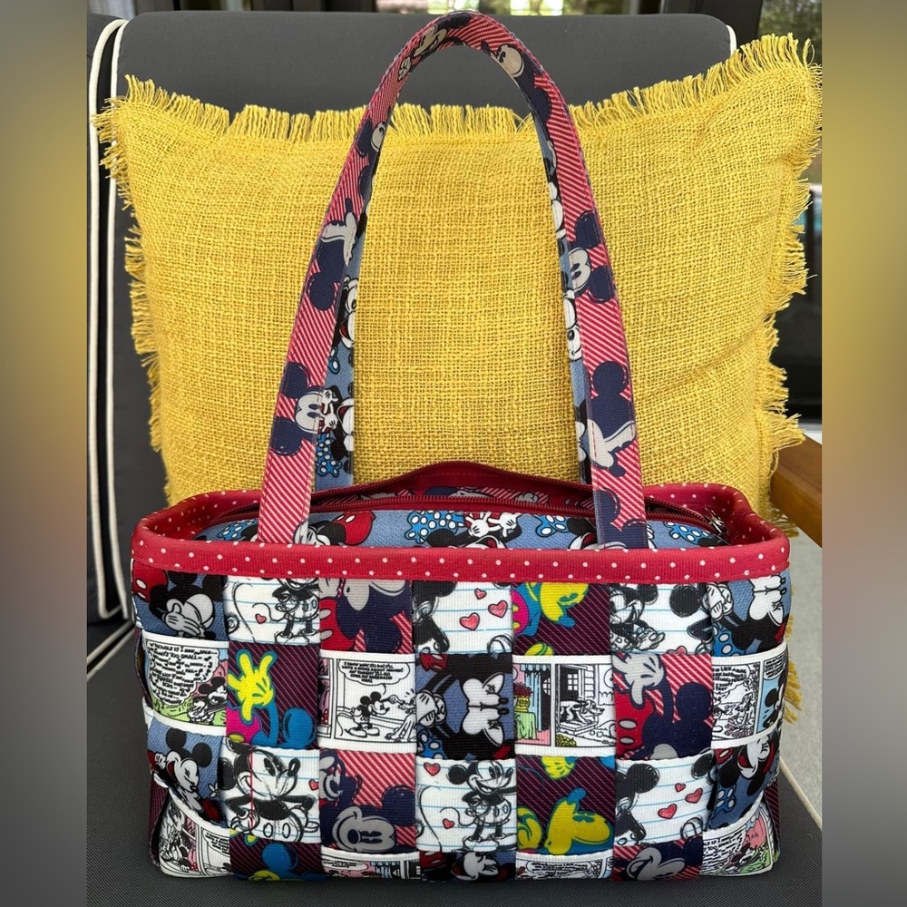 Harveys Disney Mickey Patchwork LS
